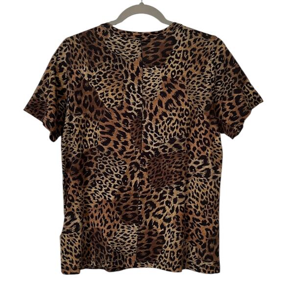 Veronica Beard Carla Leopard Print Crewneck Tee With Button Detail Pima Cotton M - Picture 7 of 10